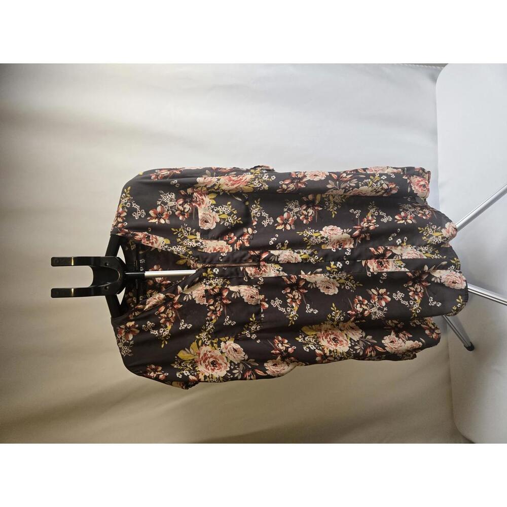 Torrid Floral Print Blouse Size 2